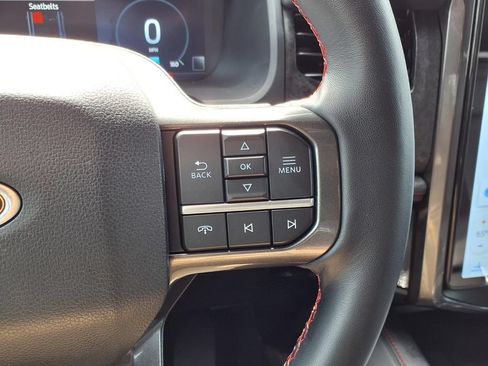 Used 2024 Ford Expedition Limited RWD image 18