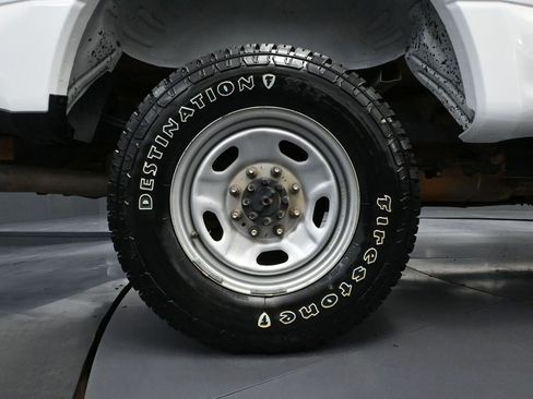 Used 2021 Ford F250 XL w/ Power Equipment Group AWD/4WD image 16