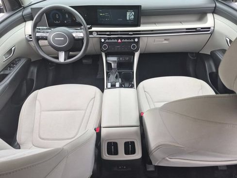 Used 2025 Hyundai Tucson SEL FWD image 25