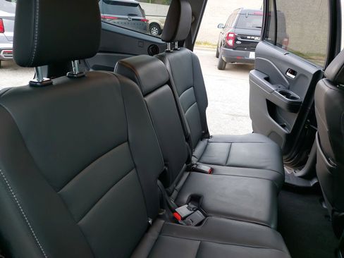 Used 2021 Honda Pilot EX-L image 11