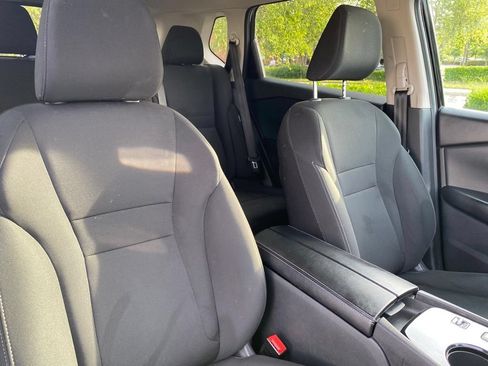 Used 2024 Nissan Rogue S FWD image 28
