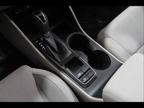 Used 2018 Hyundai Tucson Sport w/ Cargo Package FWD image 13