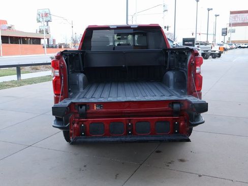 Used 2021 Chevrolet Silverado 1500 LT Trail Boss w/ Convenience Package II image 30