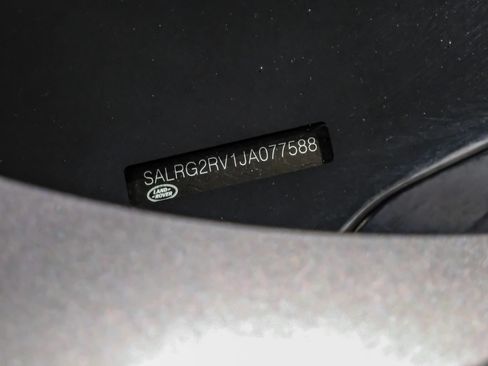 Used 2018 Land Rover Discovery SE AWD/4WD image 59