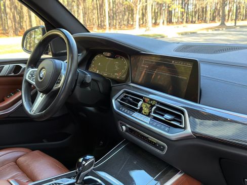 Used 2022 BMW X5 M50i AWD/4WD image 20