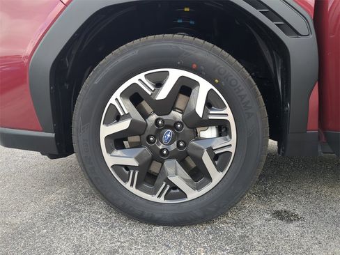 New 2025 Subaru Forester Premium image 31