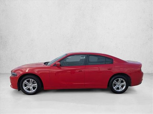 Used 2022 Dodge Charger SXT image 9
