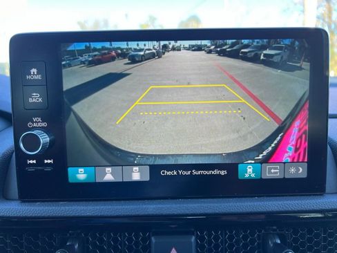 Used 2025 Honda CR-V EX-L image 13