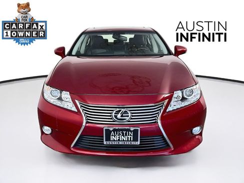 Used 2013 Lexus ES 350 w/ Luxury Pkg FWD image 2