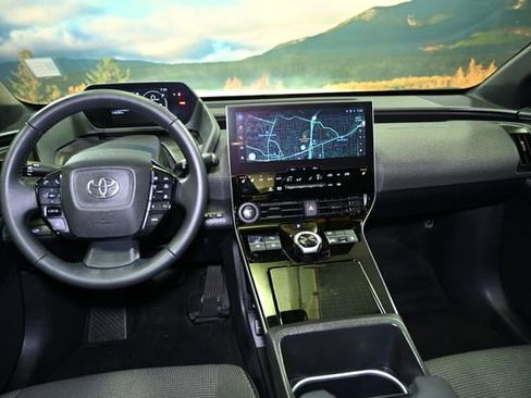 Used 2024 Toyota bZ4X XLE image 62