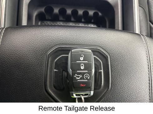 Used 2023 RAM 1500 Laramie AWD/4WD image 35
