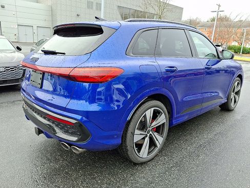 New 2025 Audi SQ5 Premium Plus image 4