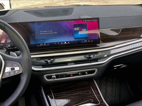 Used 2026 BMW X5 sDrive40i w/ Executive Package image 6