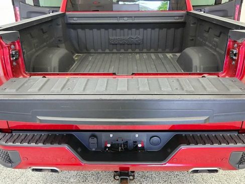 Used 2022 Chevrolet Silverado 1500 High Country w/ Z71 Off-Road Package AWD/4WD image 14