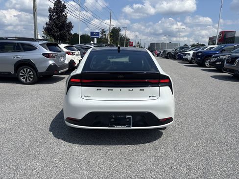 Used 2025 Toyota Prius Limited w/ Limited Premium Package AWD/4WD image 21