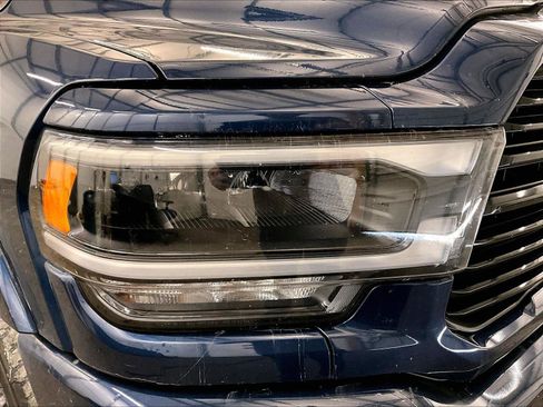Used 2022 RAM 2500 Laramie w/ Night Edition image 27