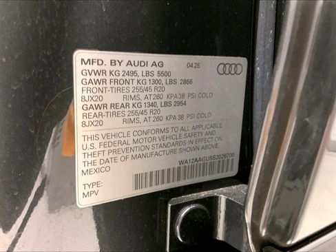 Certified 2025 Audi Q5 2.0T Premium Plus w/ Premium Plus image 31