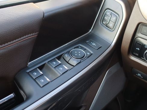 Certified 2024 Ford F250 King Ranch image 16