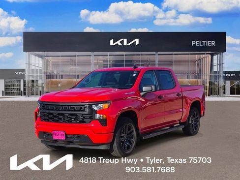 Used 2025 Chevrolet Silverado 1500 Custom RWD image 3