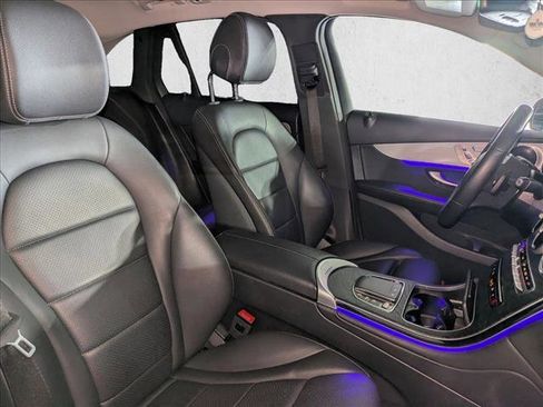 Certified 2022 Mercedes-Benz GLC 300 image 20