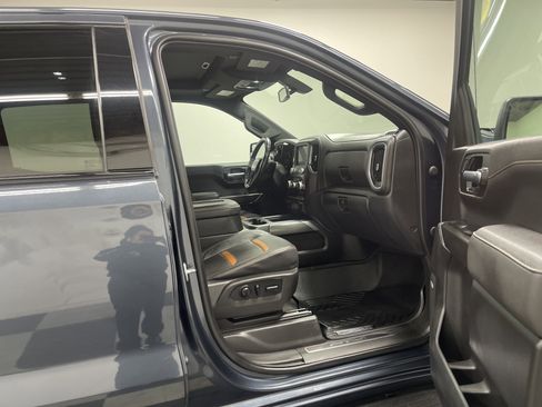 Used 2022 GMC Sierra 1500 AT4 w/ AT4 Preferred Package image 25