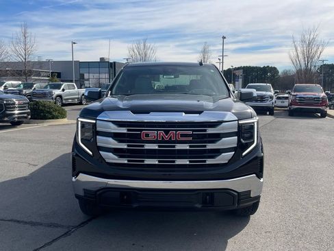 New 2026 GMC Sierra 1500 SLE w/ X31 Off-Road Package AWD/4WD image 2