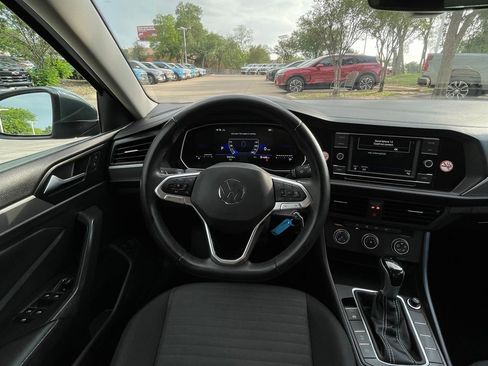 Used 2024 Volkswagen Jetta S FWD image 11