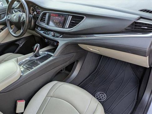 Used 2020 Buick Enclave Essence w/ Sound and Sites Package image 20