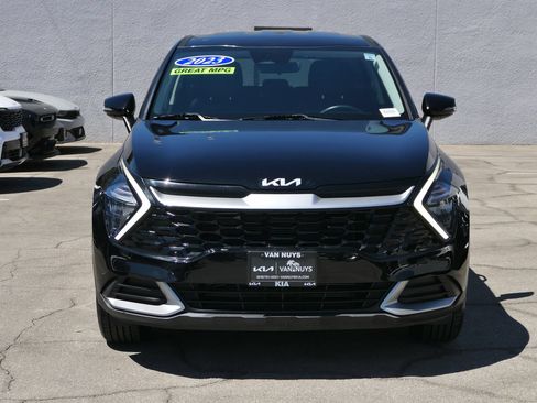Used 2023 Kia Sportage EX FWD image 8