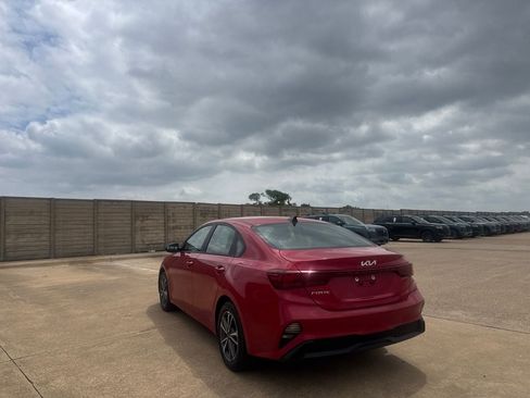 Used 2023 Kia Forte LXS FWD image 14