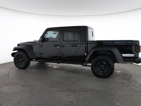 Used 2024 Jeep Gladiator Sport AWD/4WD image 8