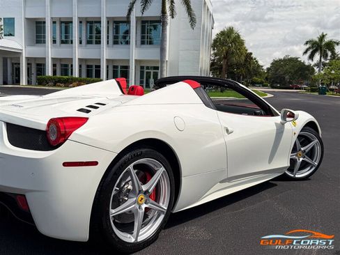 Used 2014 Ferrari 458 Spider RWD image 55