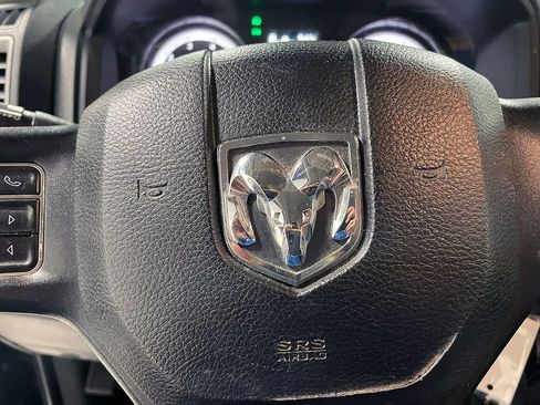 Used 2018 RAM 1500 Express w/ Express Value Package AWD/4WD image 37