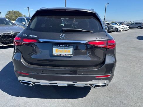 Used 2025 Mercedes-Benz GLC 350e 4MATIC image 6
