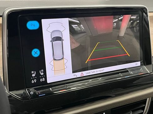 New 2026 Volkswagen Atlas SE image 30