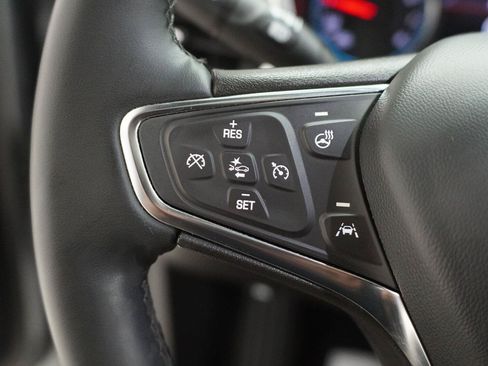 Used 2024 Chevrolet Equinox Premier FWD image 8