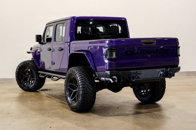 Used 2026 Jeep Gladiator Sport AWD/4WD image 8