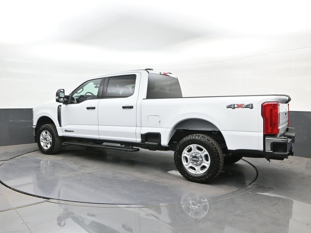 Used 2026 Ford F250 XLT AWD/4WD image 5