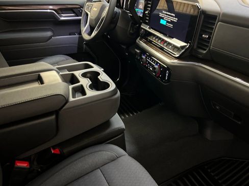 New 2026 Chevrolet Silverado 1500 LT AWD/4WD image 15