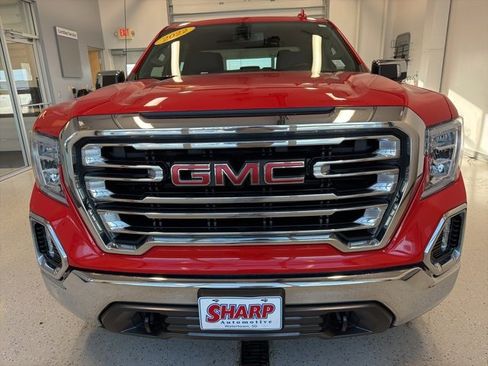Used 2022 GMC Sierra 1500 SLT image 3