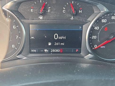 Used 2024 Chevrolet Equinox RS w/ RS Leather Package AWD/4WD image 17