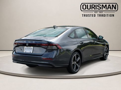 Certified 2026 Honda Accord SE image 9