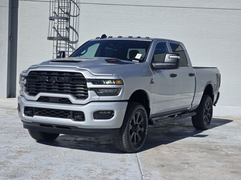 New 2026 RAM 2500 Tradesman AWD/4WD image 2