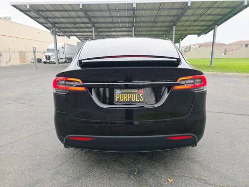 Used 2021 Tesla Model X Performance image 7