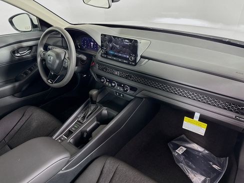 New 2025 Honda Accord LX image 33