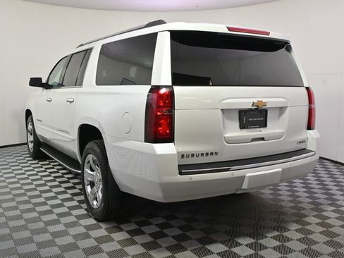 Used 2017 Chevrolet Suburban Premier image 4