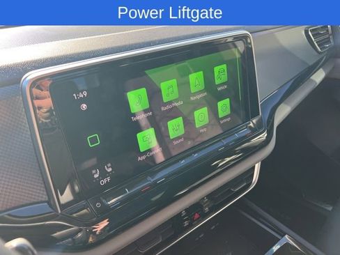 Certified 2025 Volkswagen Atlas Peak Edition SE image 10