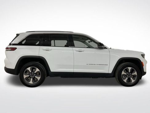 Used 2022 Jeep Grand Cherokee Limited 4xe w/ Luxury Tech Group II AWD/4WD image 28