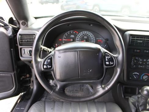 Used 2002 Chevrolet Camaro Z28 w/ Preferred Equipment Group 2 RWD image 16