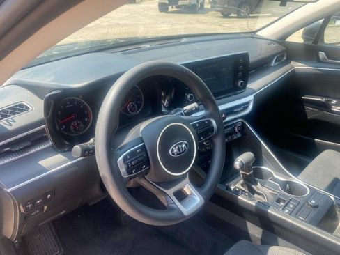 Used 2021 Kia K5 LXS FWD image 7